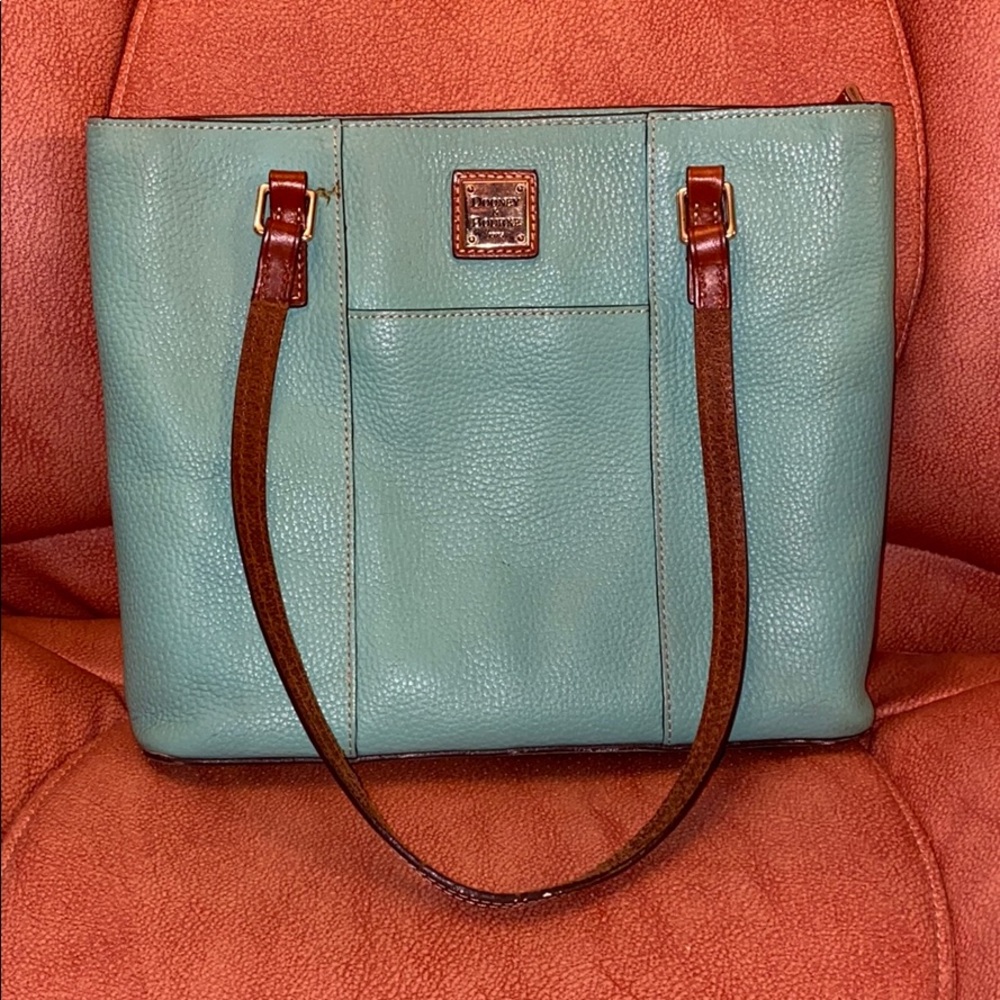 Dooney & Bourke Bag